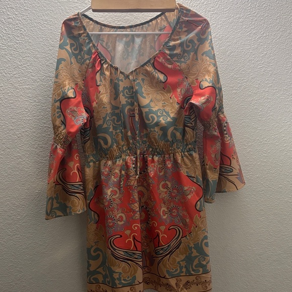 None Dresses & Skirts - Chic Paisley Long Sleeve Dress